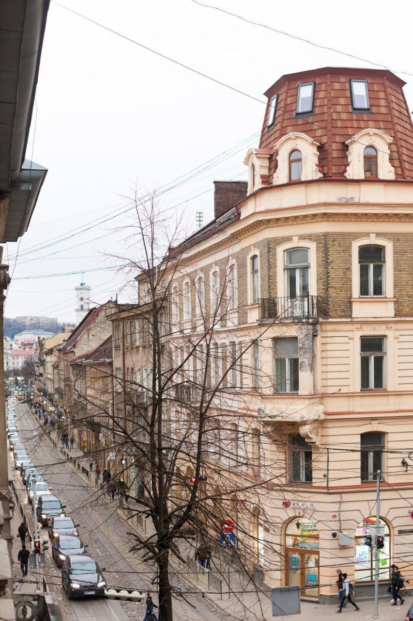 Leogrand Apartment On Doroshenka 38 Lviv Exterior photo